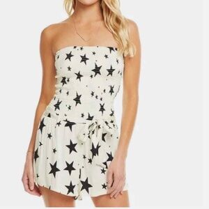 NEW CHASER Star Ruched Strapless Tie Waist Romper - SMALL